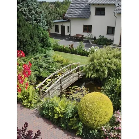 Appealing In Apartman *